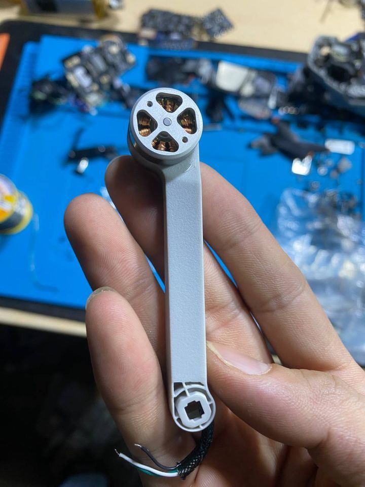 Trục mô tơ flycam Faith Mini 2