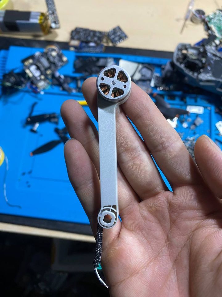 Trục mô tơ flycam Faith Mini 2