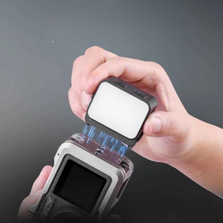 Đèn LED Mini trợ sáng Flymile kèm đế chuyển mở rộng cho DJI Pocket 3, DJI Osmo Action (1 bộ)