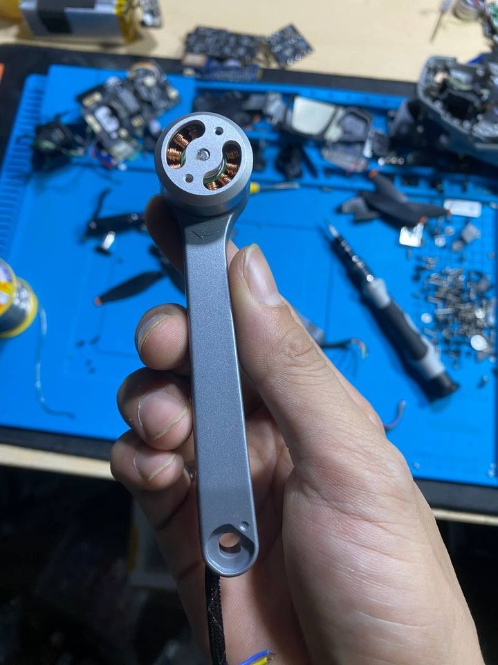 Trục mô tơ flycam Faith 2 Pro