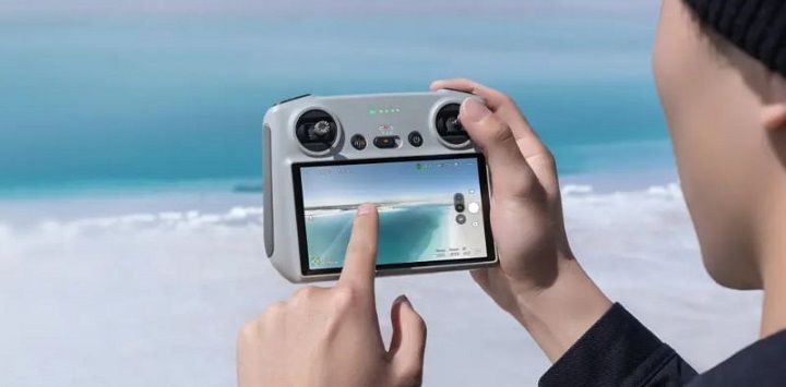 Tay Điều Khiển DJI RC ( có màn hình 5.5 inch )